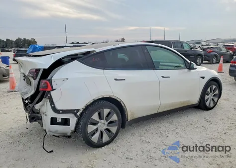 2021 Tesla Model Y z USA, uszkodzony, nr VIN 5YJYGDEE4MF077861